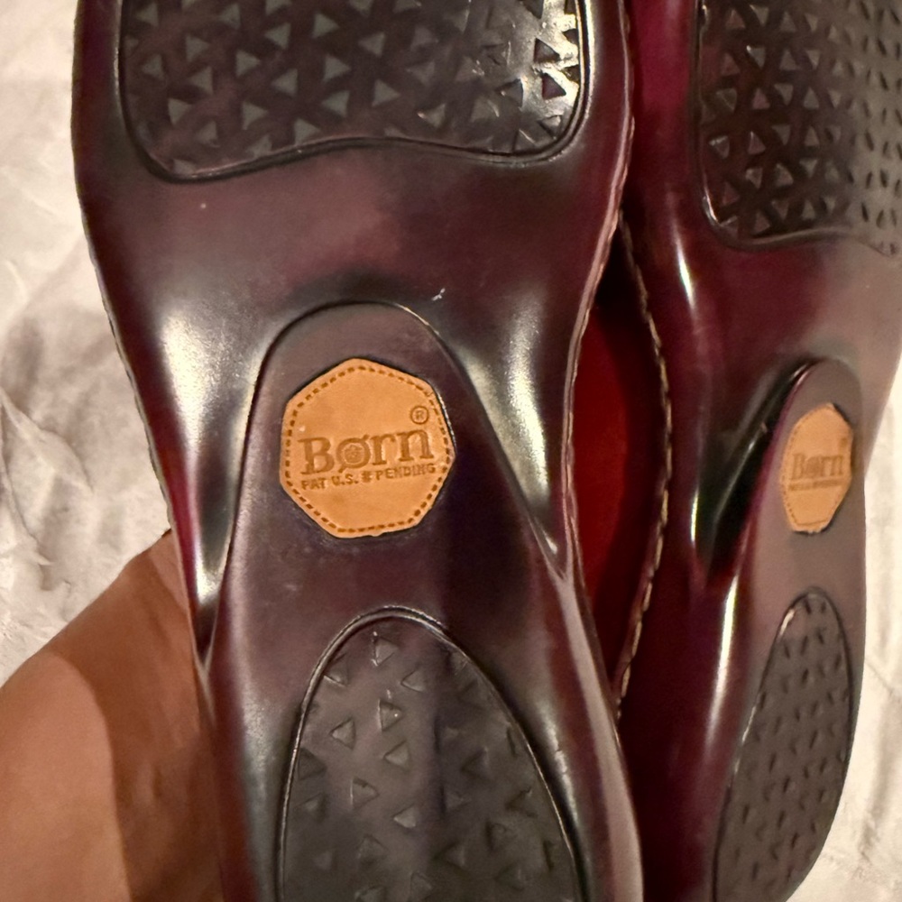 Born women’s Red Leather Loafers - Picture 5 of 9